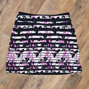 👖Lady Hagen Black and Pink Patterned Skorts